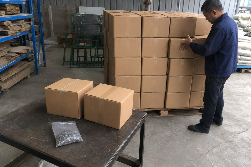 import common nails from China with OEM wholesale packaging and carton details
