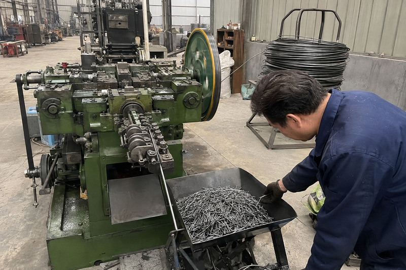 nail making machine process for steel nail production