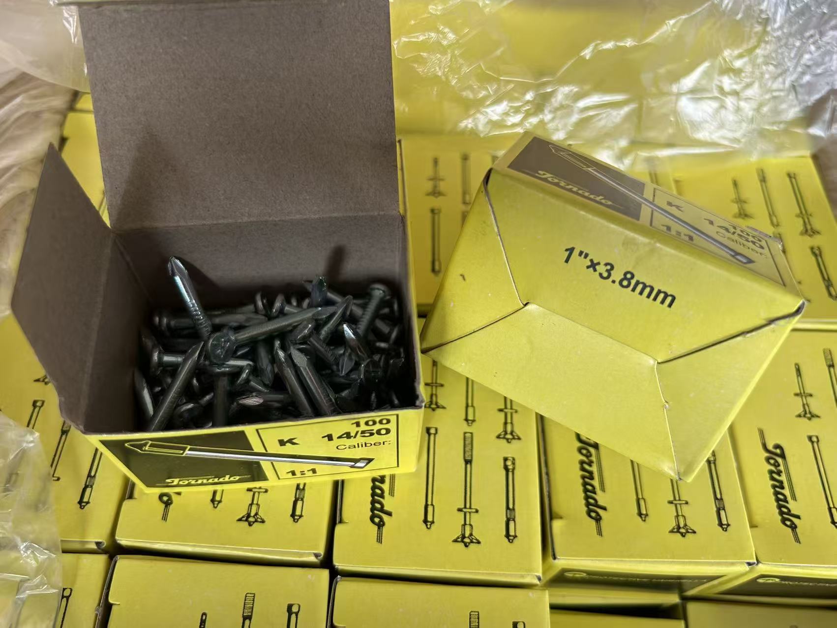 Common Nail small box and bag packaging for hardware retail sales