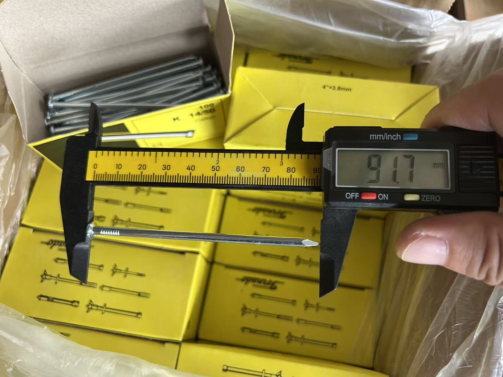 Common Nail size assortment for hardware store and distributor planning